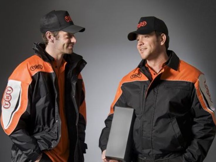 Uniforms for Delivery Drivers: Branding Your KSA Restaurant on the Go (2025)